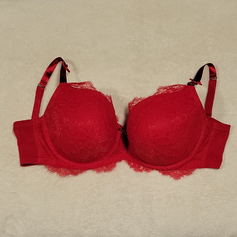Elegant Red Lace Bra